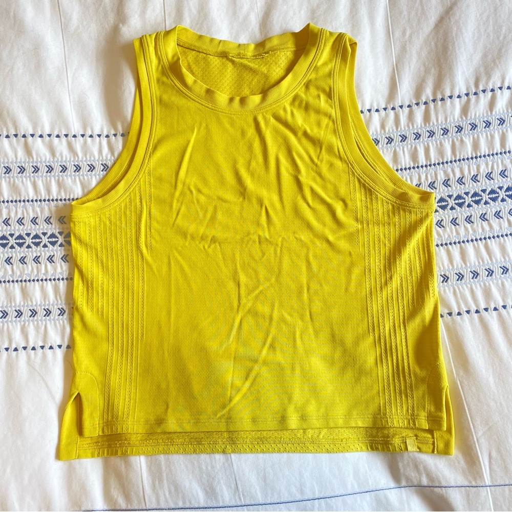 Lululemon Yellow Women's Crop Top